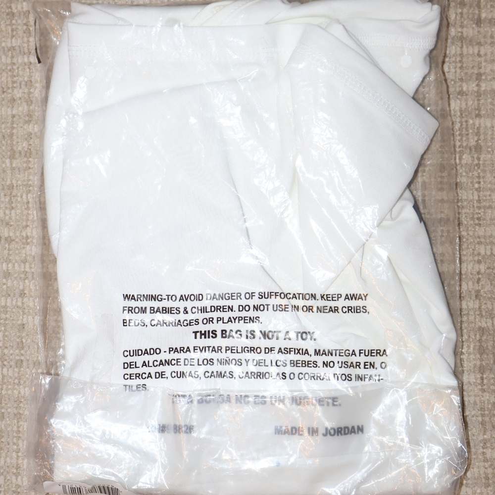 Boys' U.S. Polo Assn. White Rashguard USA Hoodie. Boys 10/12 (L). NWT. - Picture 6 of 6